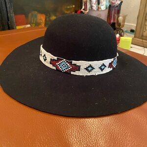 Lovely Bird Beaded Hat Black Red